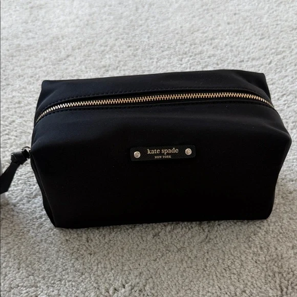 kate spade black nylon cosmetic case with gold zipper - Picture 1 of 5